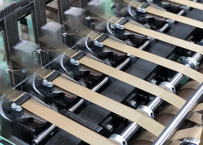 How to Operate the Narrow Weaving Machine?